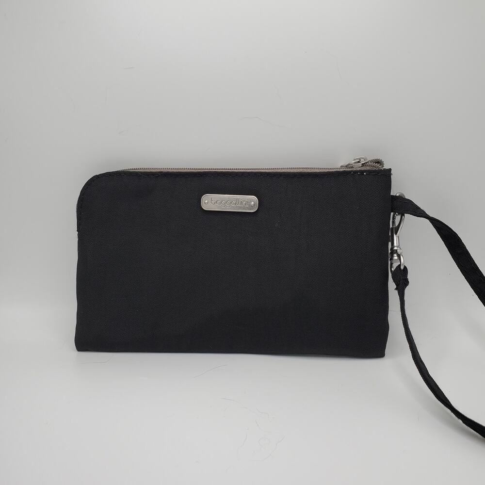 Baggallini RFID Wristlet Wallet